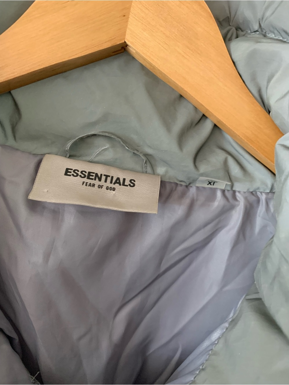 Essentials Reflective Puffer Jacket - Picture 3 of 8